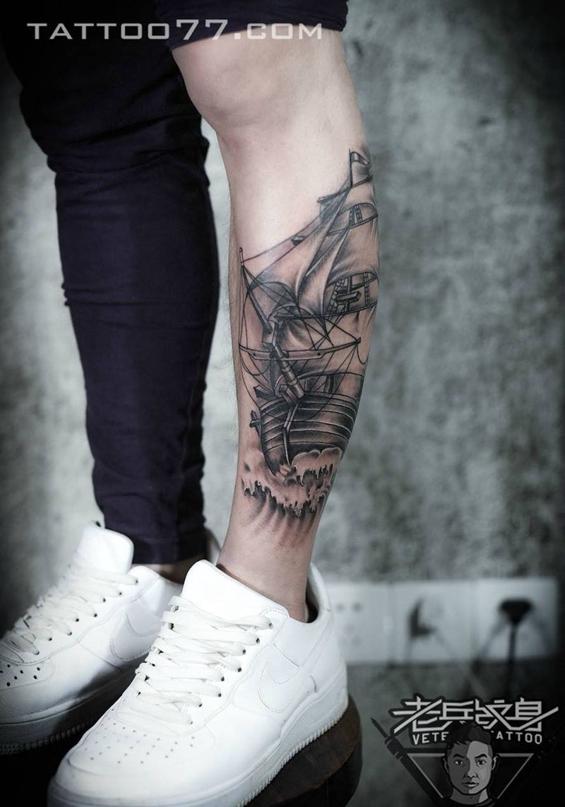小腿帆船纹身作品纹身图片_成品腿部欧美静物纹身图案