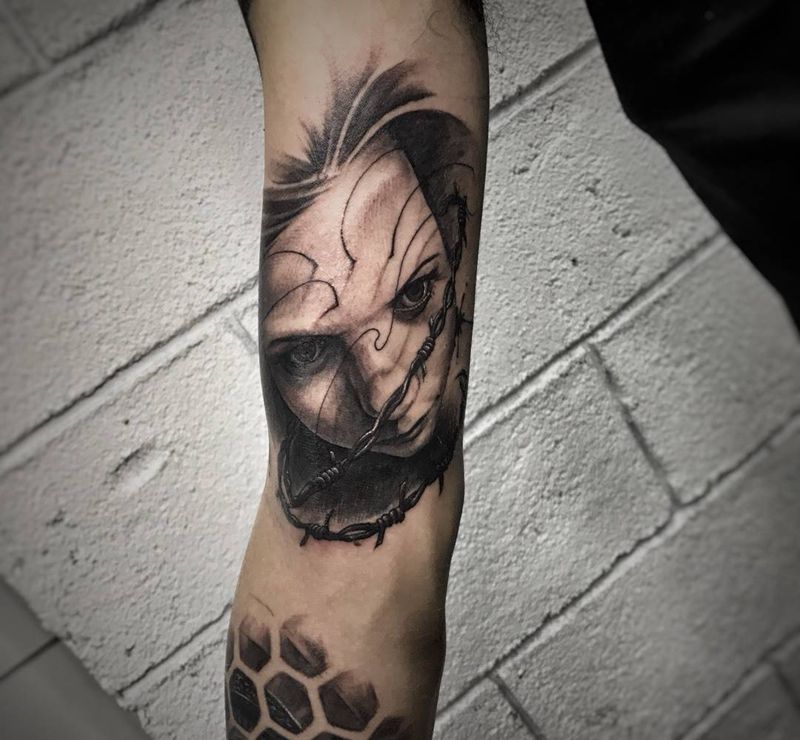 肖像一枚纹身图片_成品手臂手部欧美写实肖像人物宗教原创纹身图案