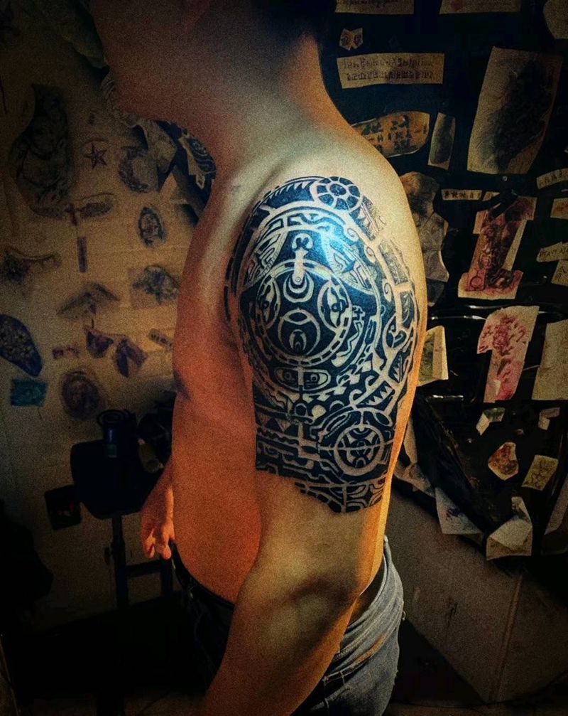 玛雅图腾纹身图片_手臂图腾纹身图案