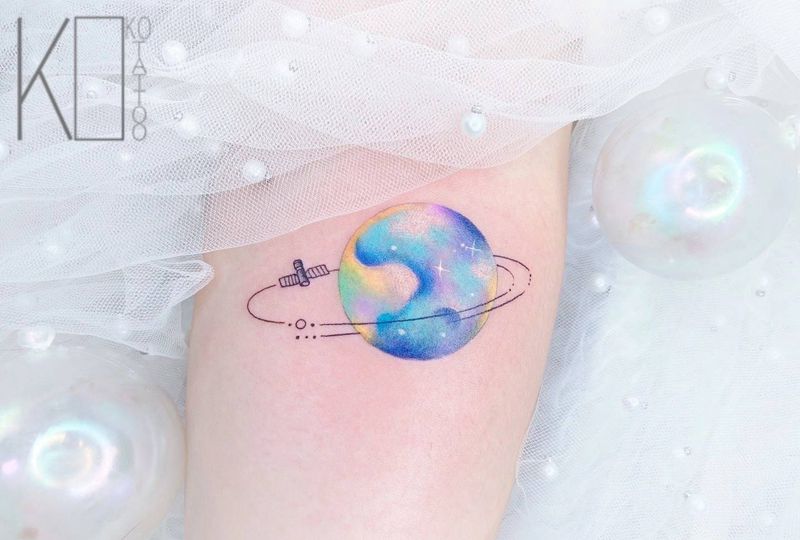 星球纹身图片_手臂水彩定制小清新水彩纹身图案