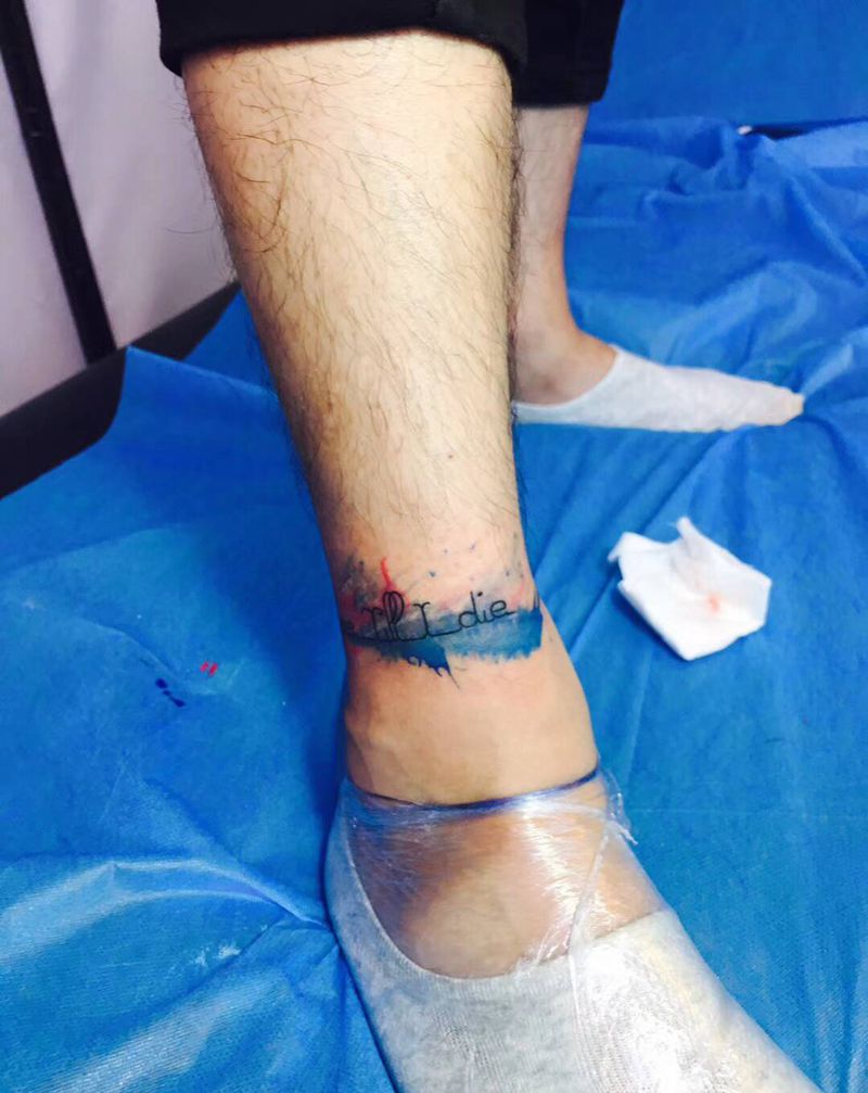 泼墨英文纹身图片_脚部腿部水彩纹身图案