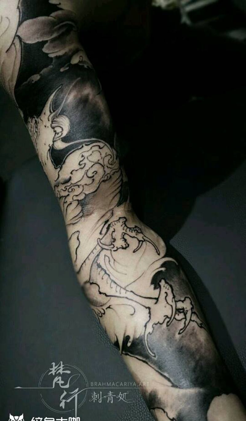 花臂半成品纹身图片