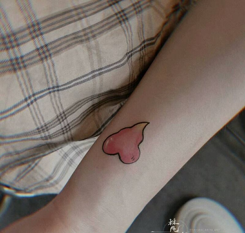 滴纹身图片_手臂新传统水彩水滴纹身图案