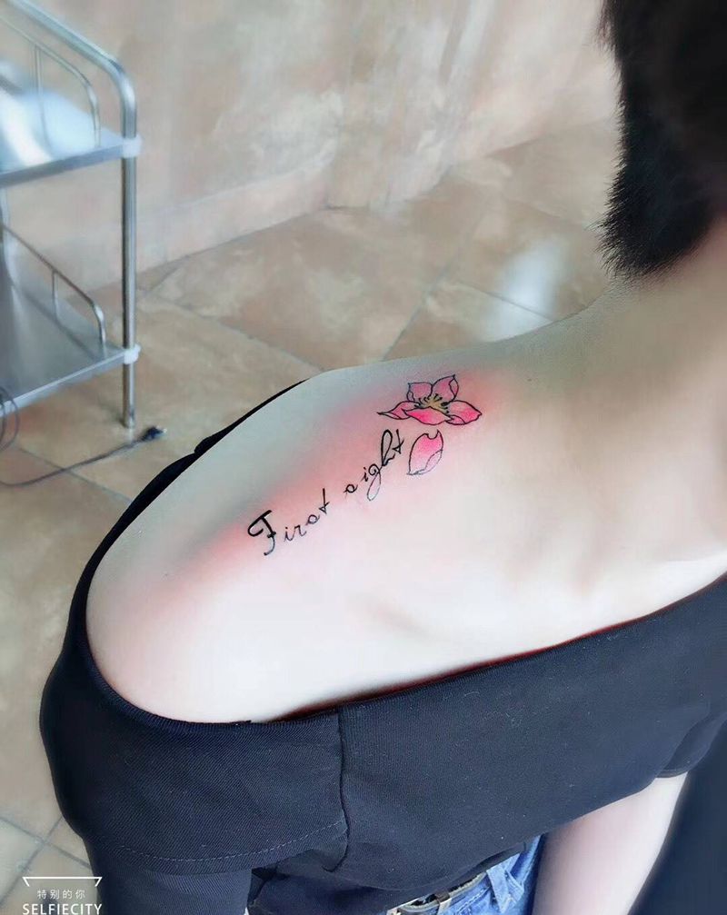 英文加花纹身图片