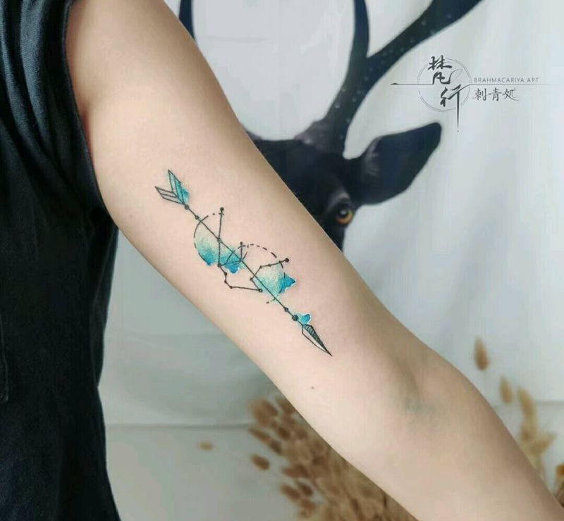 小清新纹身图片_手臂新传统水彩小清新纹身图案