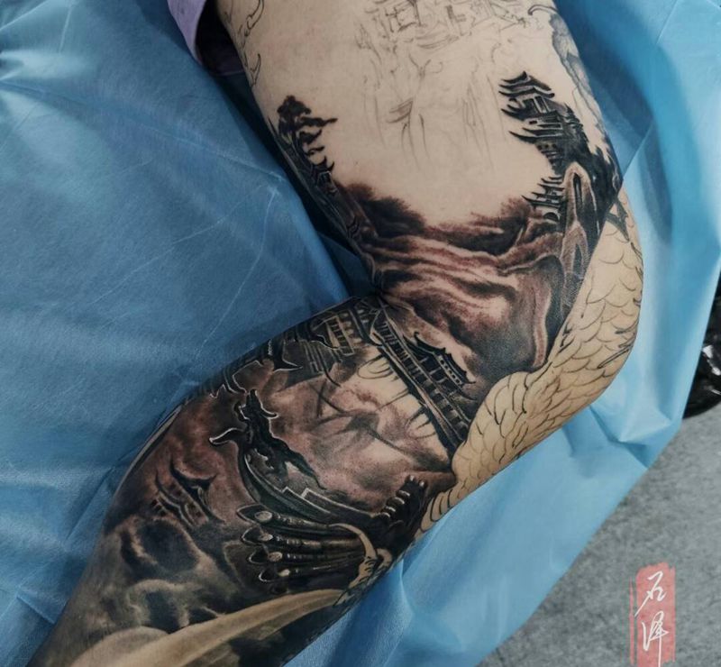 花腿纹身图片_腿部老传统龙楼阁纹身图案