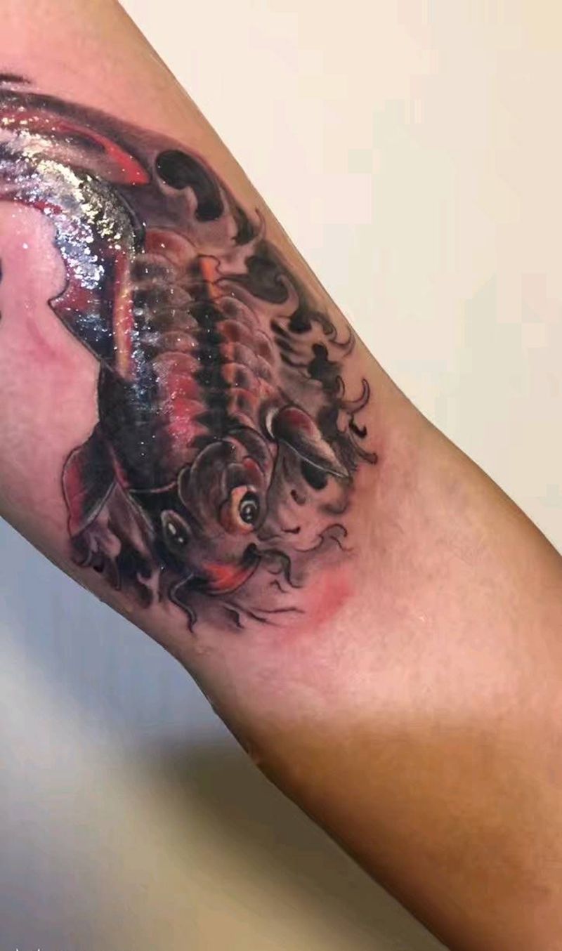 老传统纹身图片_手臂老传统纹身图案