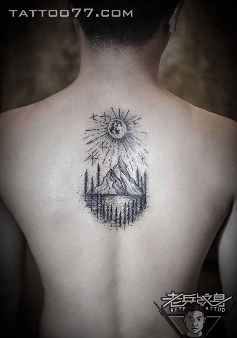 两款山水纹身纹身图片_成品背部清新纹身图案