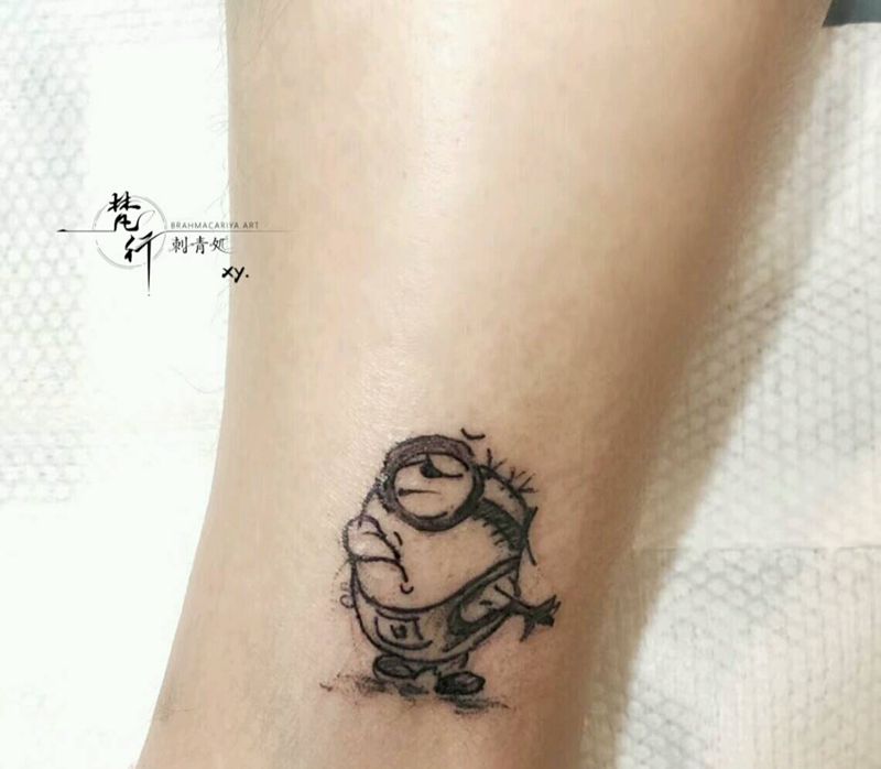 动漫纹身图片_腿部水墨纹身图案