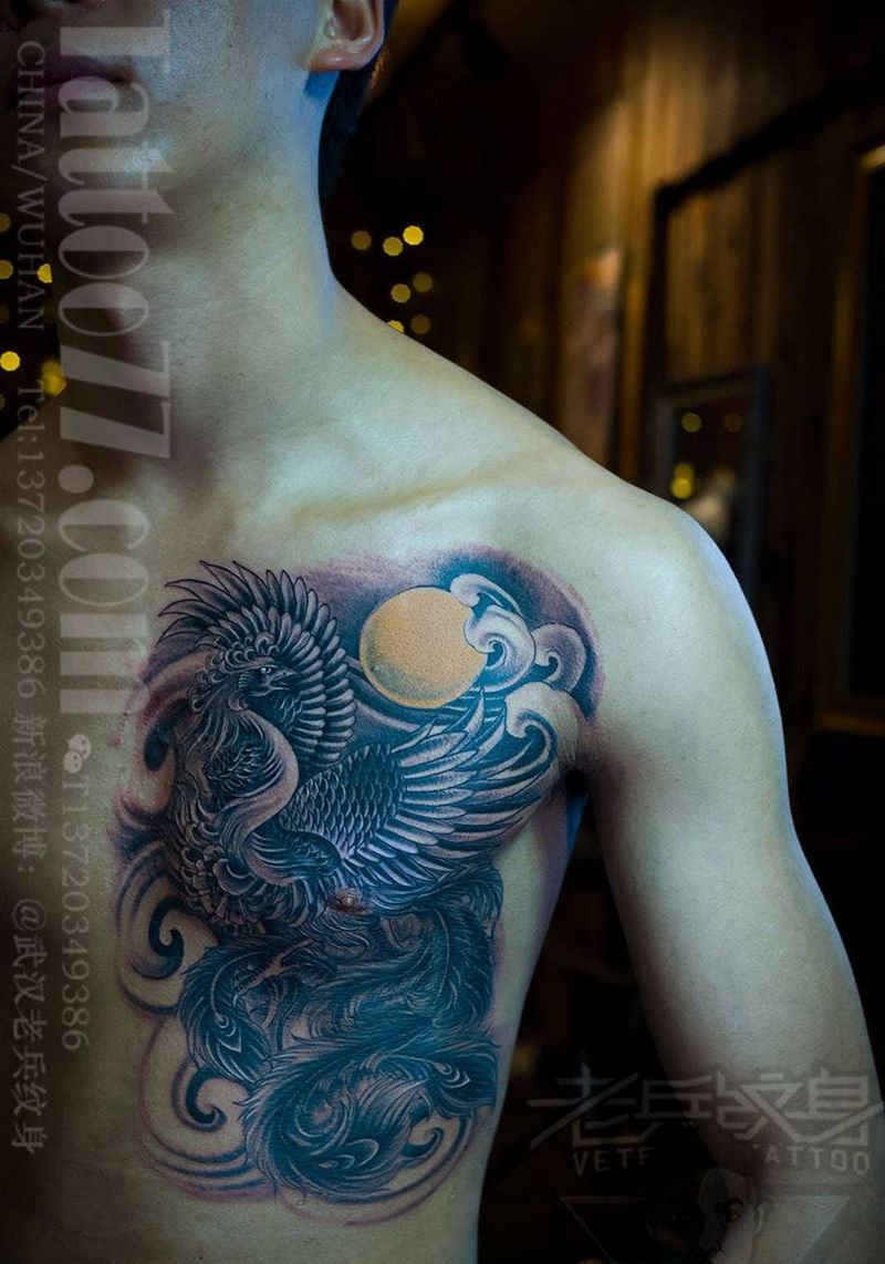 胸口凤凰纹身作品纹身图片