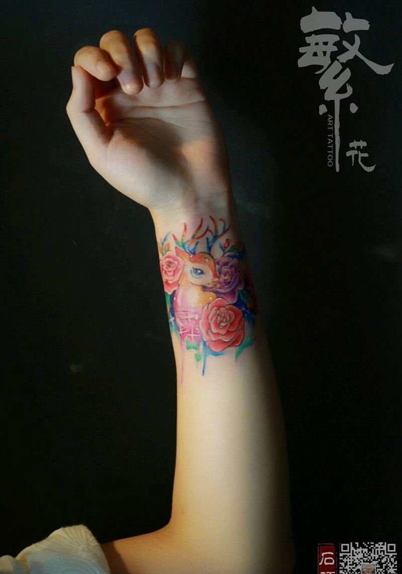 水彩·小鹿·遮盖纹身图片_手臂手部清新动物水彩成品纹身图案