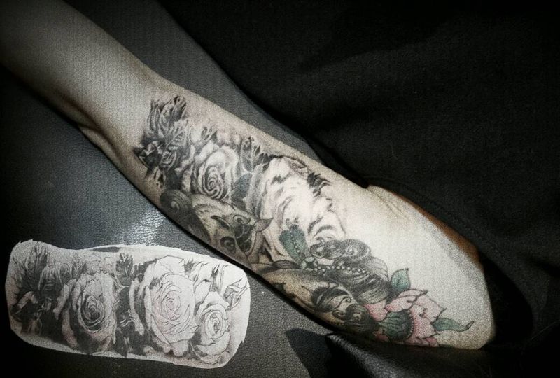 加背景.纹身图片