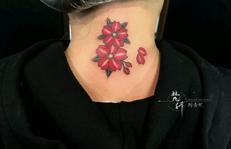 修改纹身图片_背部老传统花纹身图案