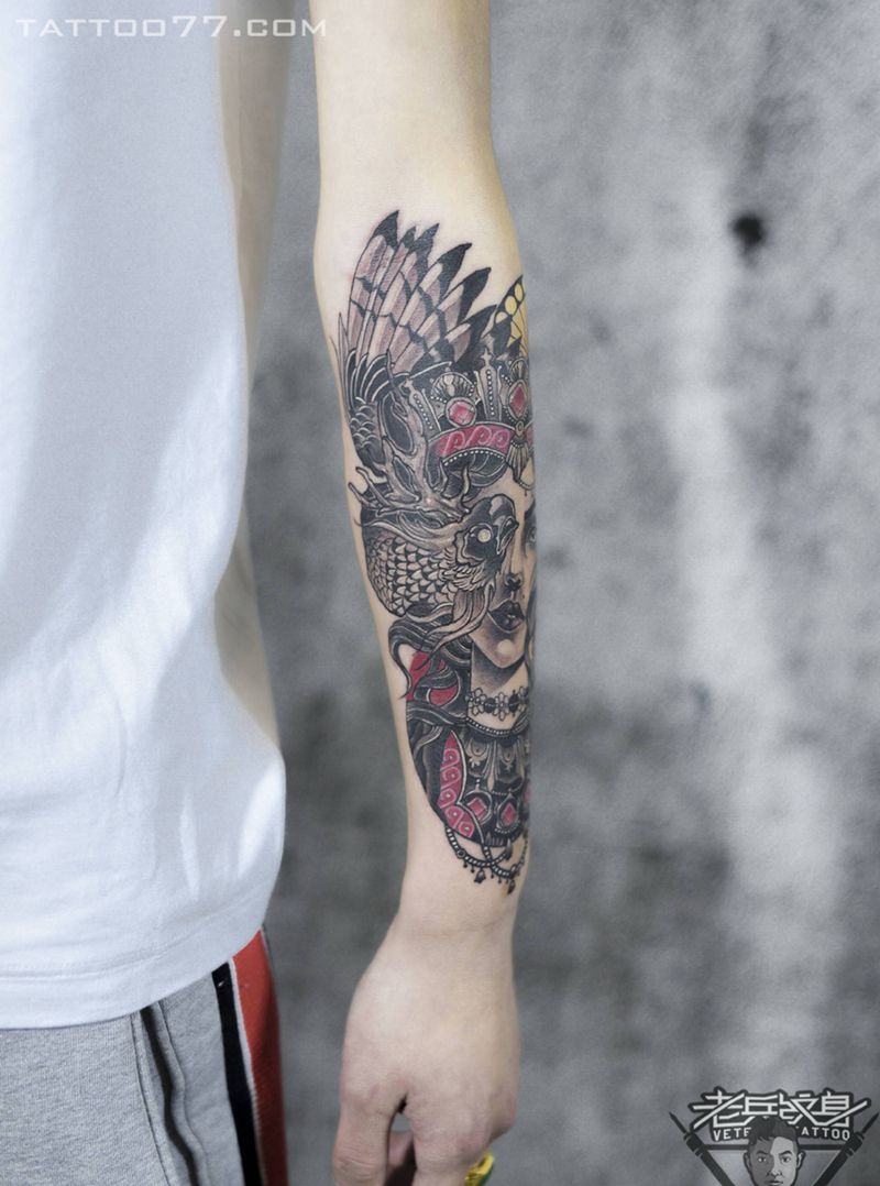 小花臂女郎纹身作品纹身图片_成品手部欧美人物纹身图案