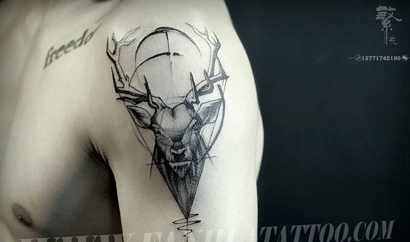 鹿纹身图片_手臂欧美动物成品纹身图案