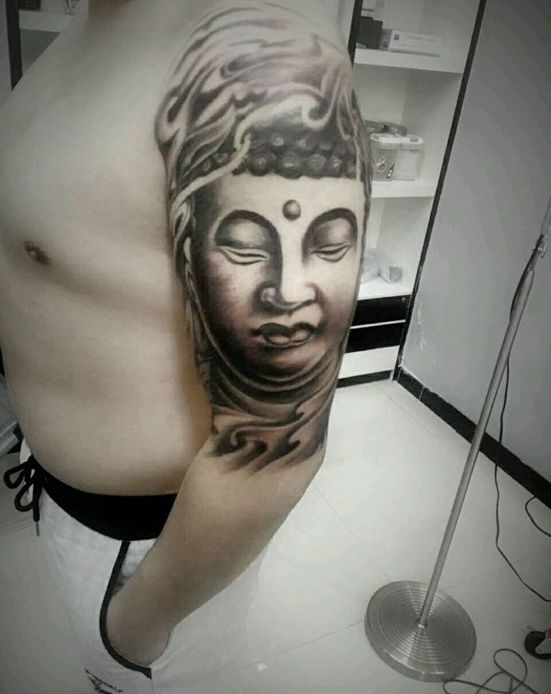 佛头纹身图片_手臂传统人物成品纹身图案