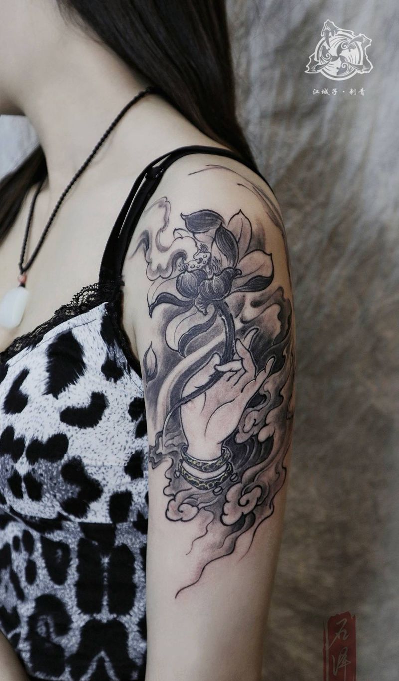 佛手莲花纹身图片_手臂水墨中国风佛手莲花纹身图案