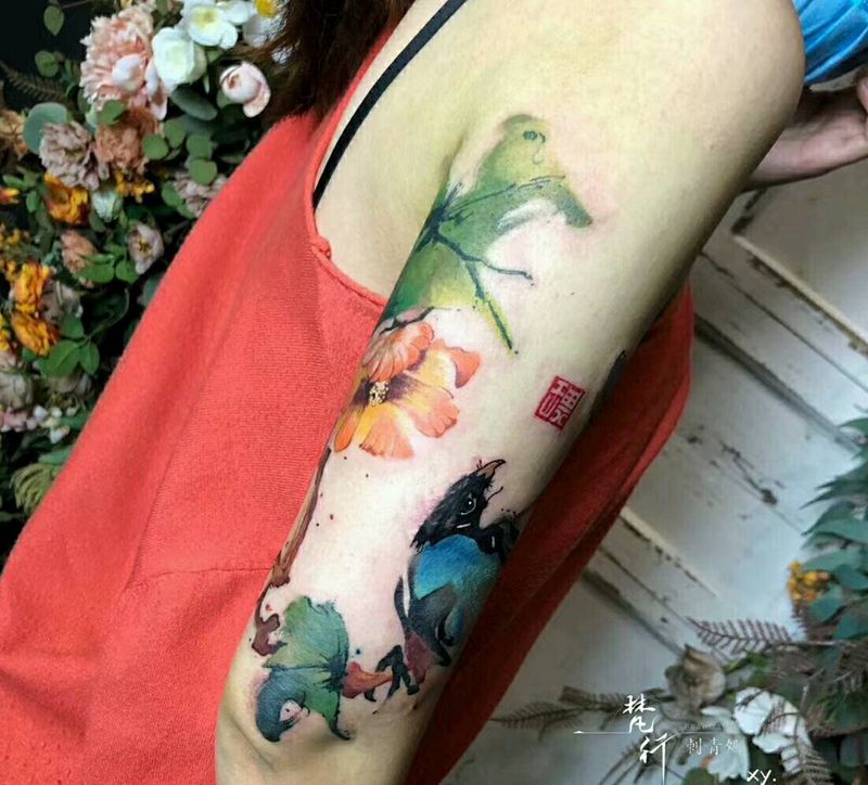 遮盖纹身图片_手臂新传统水彩花鸟纹身图案
