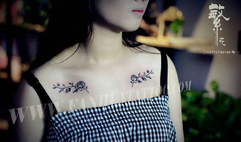 双花纹身图片_胸部清新植物成品纹身图案