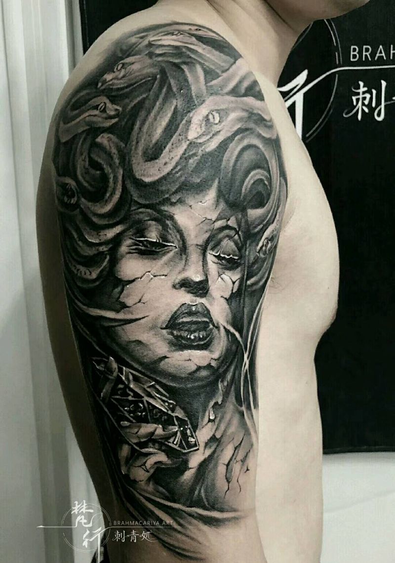 美杜莎纹身图片_成品纹身图案