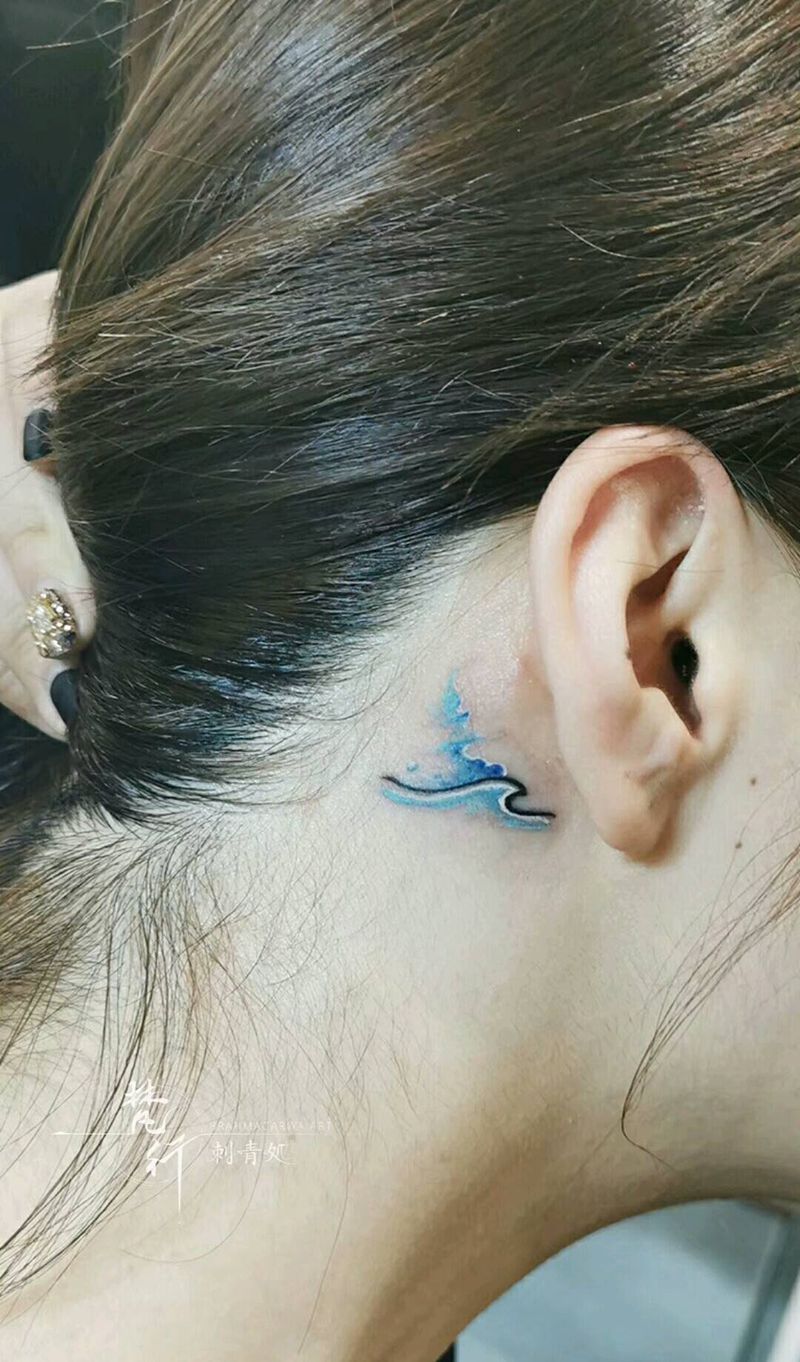 修改纹身图片_颈部新传统水彩纹身图案