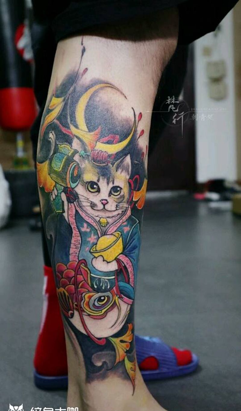 铲屎官纹身图片_脚部新传统猫纹身图案