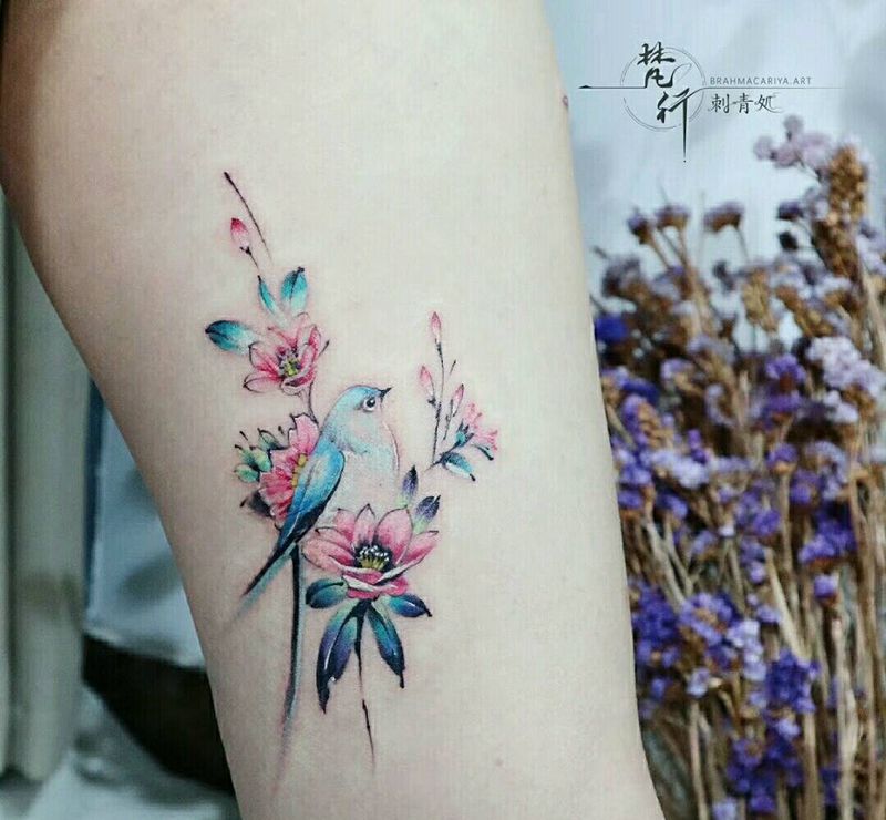 花鸟纹身图片_腿部新传统花鸟纹身图案