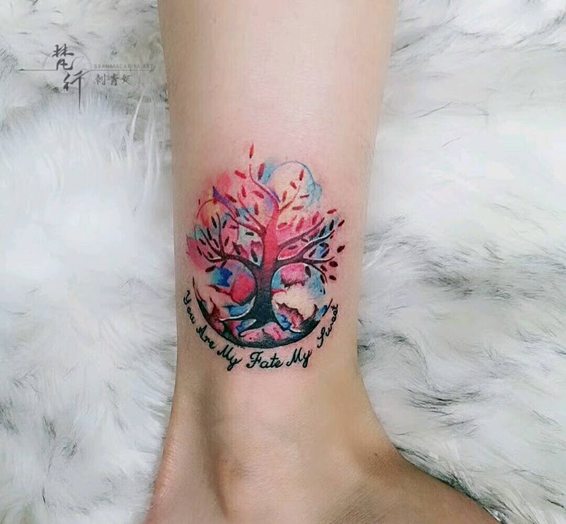 树纹身图片_腿部新传统树纹身图案