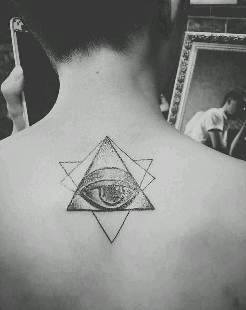 上帝之眼纹身图片