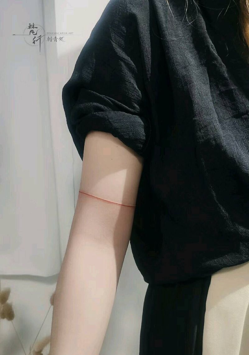 臂环纹身图片_手臂新传统水彩臂环纹身图案