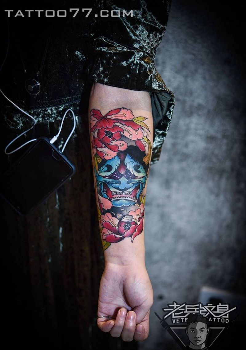 手部内侧般若纹身作品纹身图片_成品手部传统鬼神纹身图案