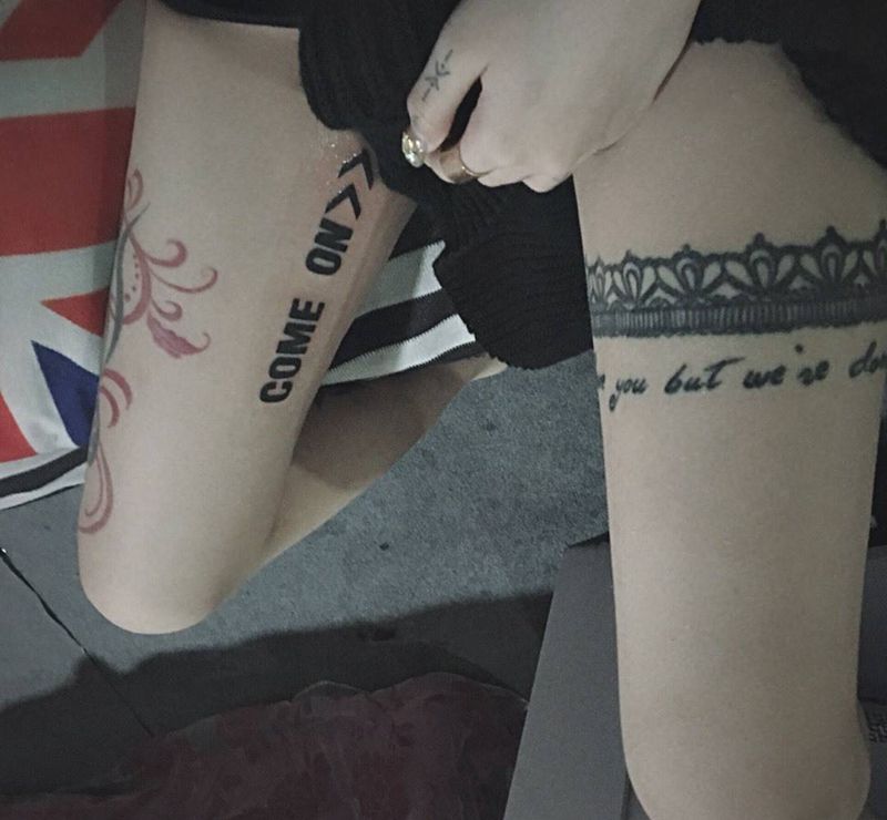 大腿内侧英文纹身图片