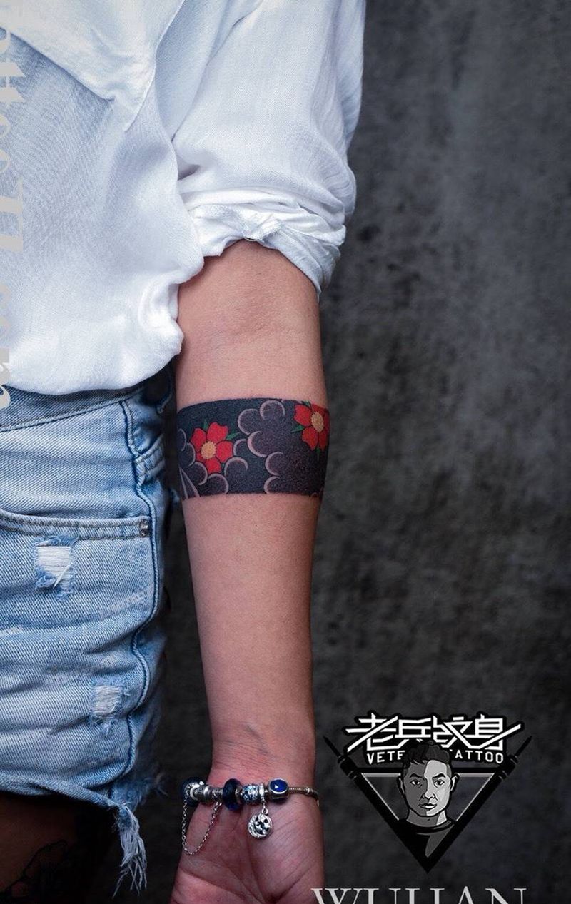 传统臂环纹身纹身图片