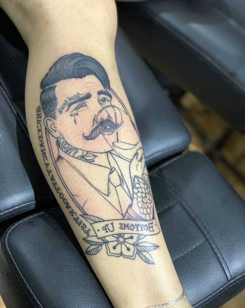 今日作品更新#刺锦堂纹身#小牛纹身图片_腿部纹身图案