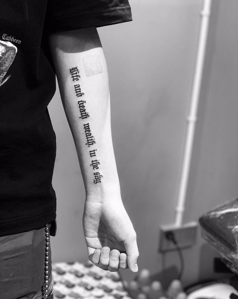 by 刺锦堂#小牛作品#生死由纹身图片_手臂纹身图案