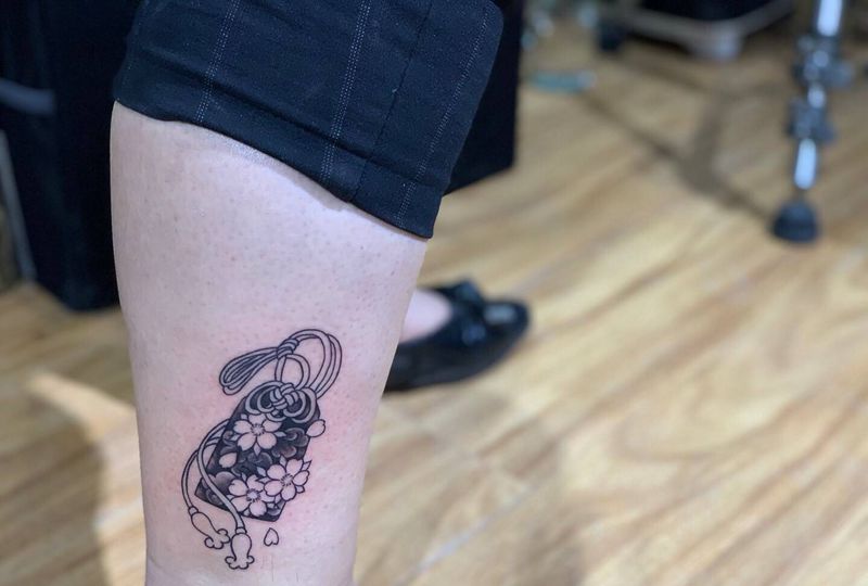 今日作品更新#刺锦堂#小牛作品纹身图片_腿部纹身图案