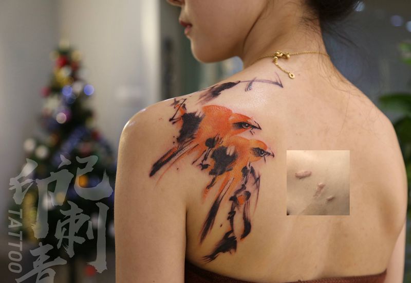 中国风鸟纹身图片_肩部水墨鸟 中国风纹身图案