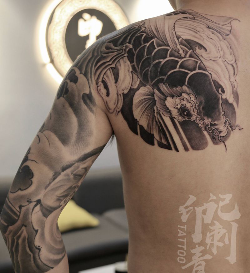 传统七分袖纹身图片_手臂老传统传统七分袖纹身图案