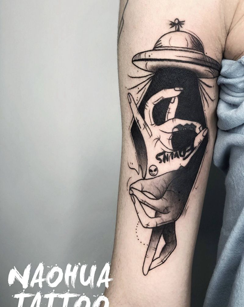 手指UFO/原创设计纹身图片_手臂几何New School遮盖纹身图案