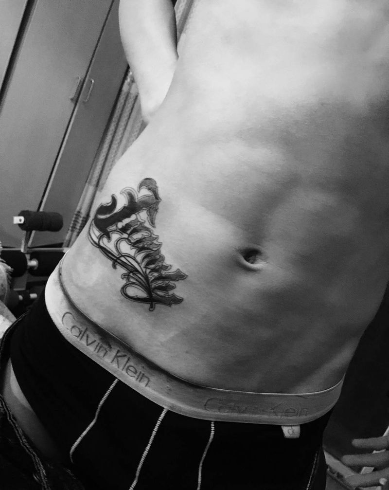 今日卡诺奇字体刺青纹身图片