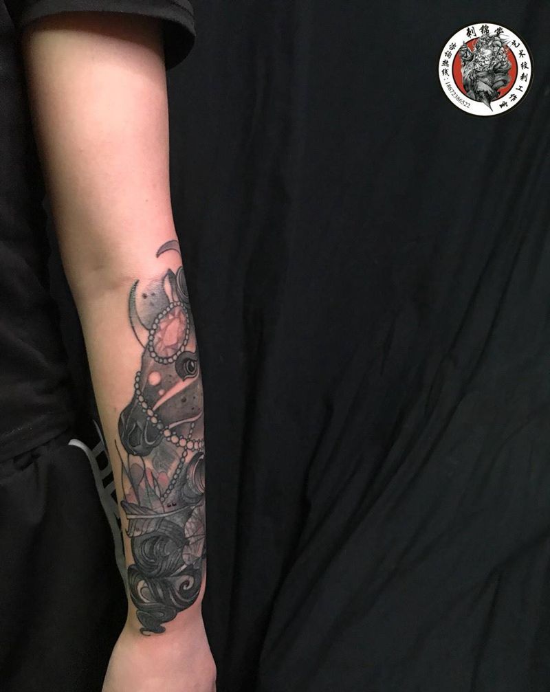 今日作品更新 黑灰底完成（遮盖）纹身图片