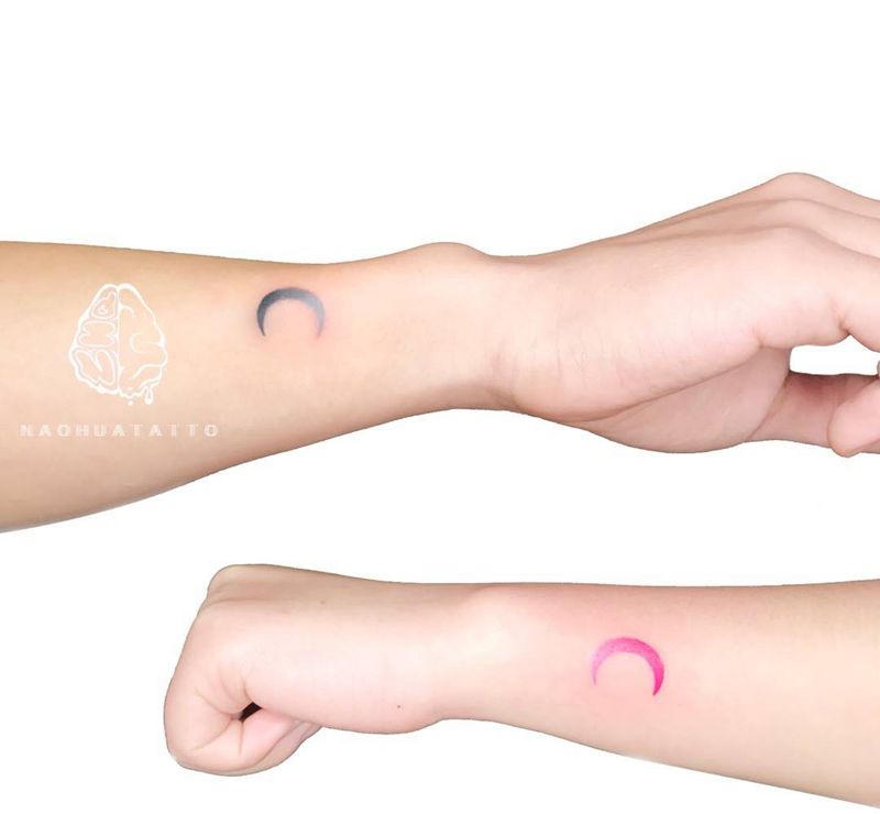 情侣月亮纹身图片