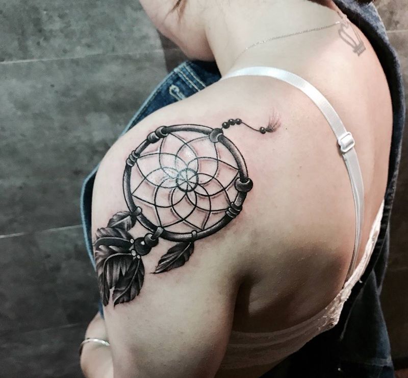 捕梦网纹身图片