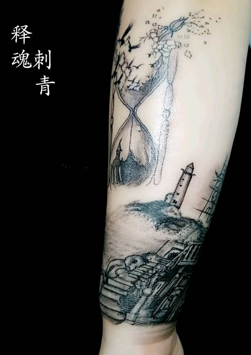 未完成小臂纹身纹身图片_手臂欧美写实几何纹身图案