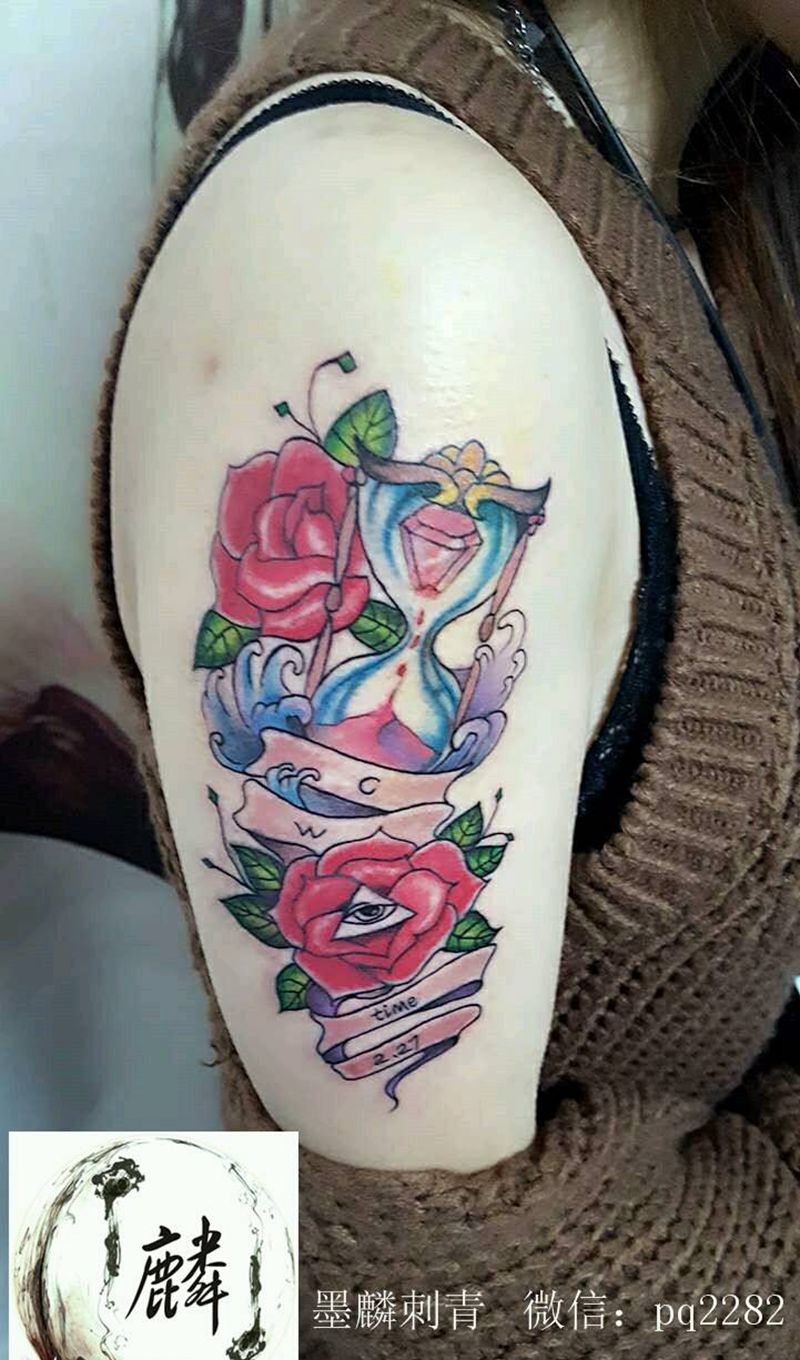 花花 加沙漏纹身图片