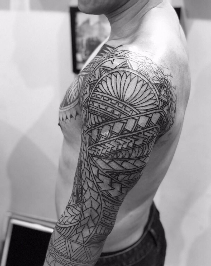 今日作品更新#毛利图腾添加#未完待续…纹身图片