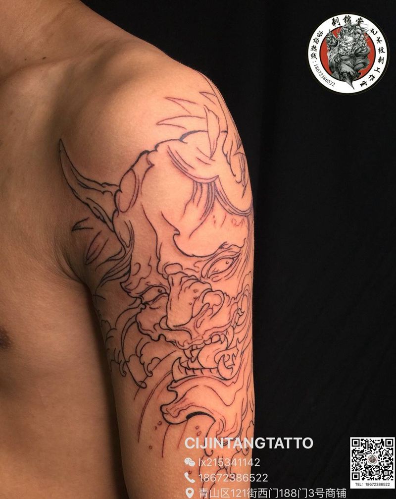 今日刺青欣赏：般若线条进度中…纹身图片