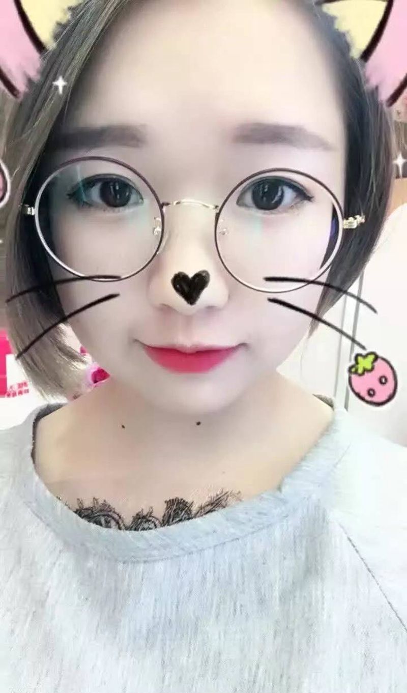 美女的买家秀纹身图片