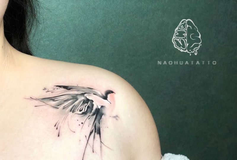 水墨鸟纹身图片