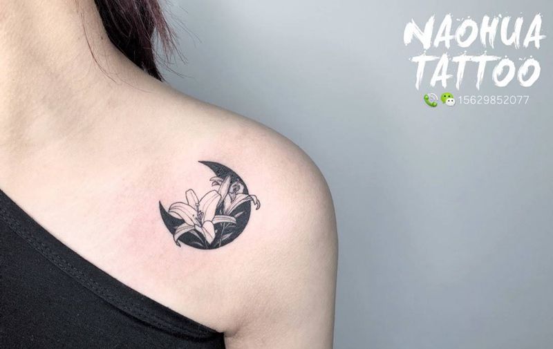 月亮百合纹身图片